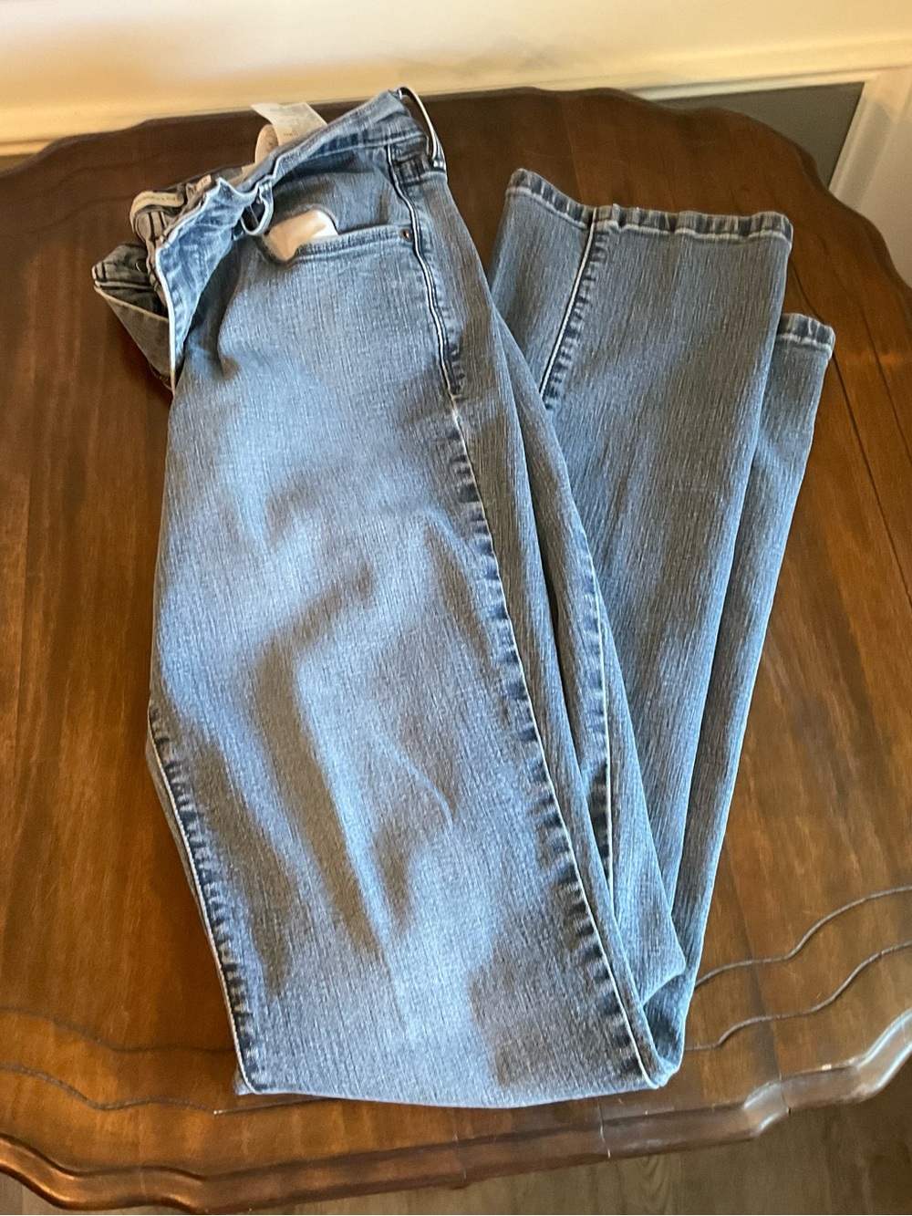 Levi's Light Blue Straight Leg Women's Jeans